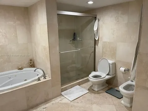 600 Grapetree Drive Key Biscayne FL 33149
