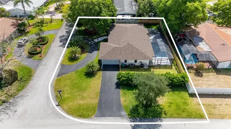 7638 SW 167th Street Palmetto Bay FL 33157