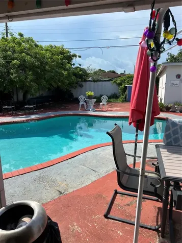 240 E 39th Street Hialeah FL 33013