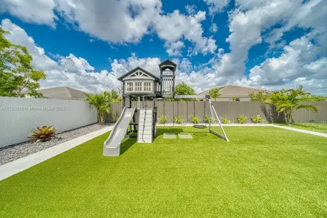 15978 SW 276th Street Homestead FL 33031