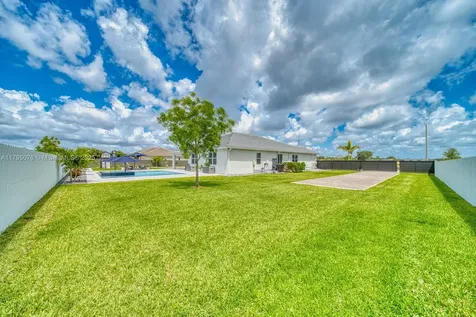 15978 SW 276th Street Homestead FL 33031