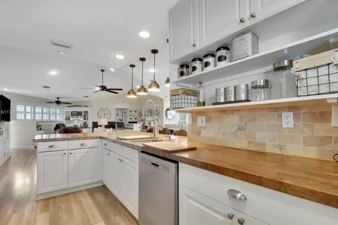 1127 E Seminole Avenue Jupiter FL 33477