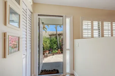 1127 E Seminole Avenue Jupiter FL 33477