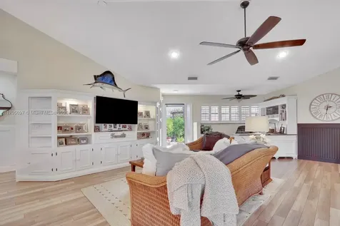 1127 E Seminole Avenue Jupiter FL 33477