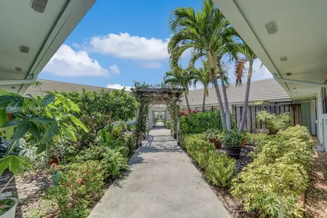 1127 E Seminole Avenue Jupiter FL 33477