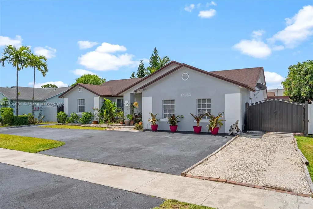 13842 SW 285th Street Homestead FL 33033
