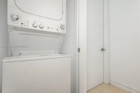 18201 Collins Avenue Sunny Isles Beach FL 33160