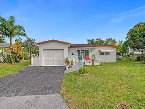 4340 NW 46th Terrace Lauderdale Lakes FL 33319