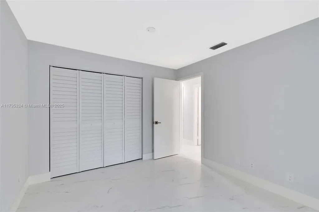 8055 Sweetbriar Way Boca Raton FL 33496