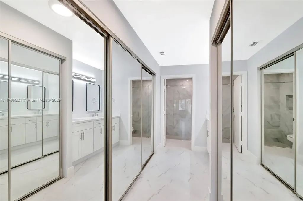 8055 Sweetbriar Way Boca Raton FL 33496