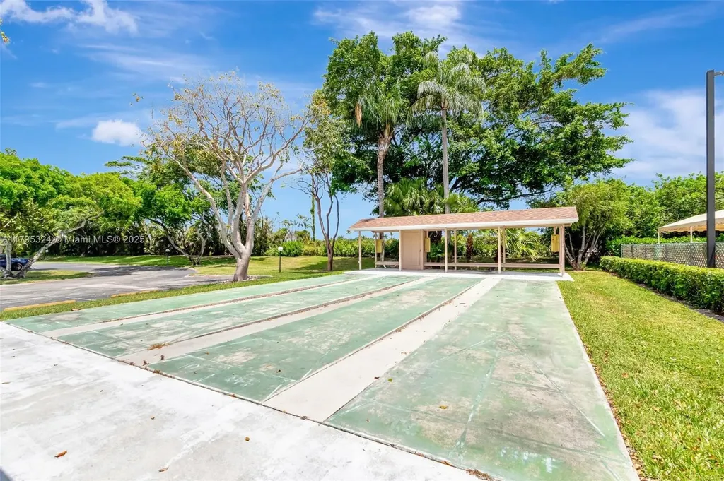 8055 Sweetbriar Way Boca Raton FL 33496