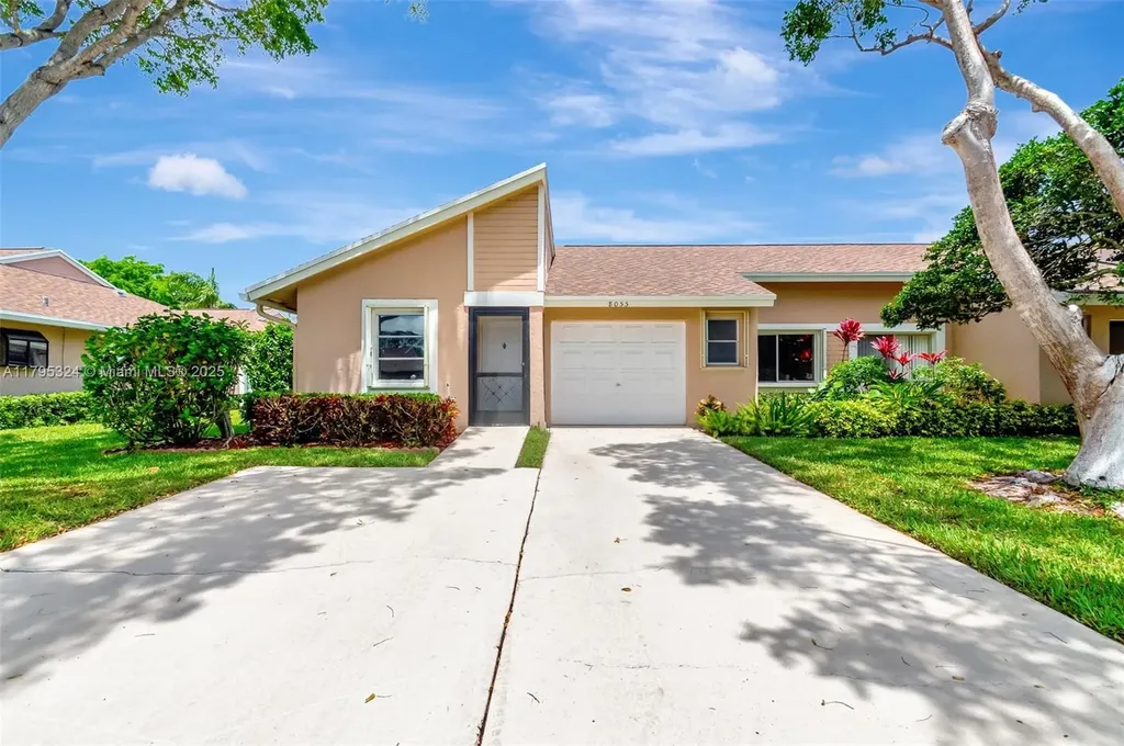 8055 Sweetbriar Way Boca Raton FL 33496