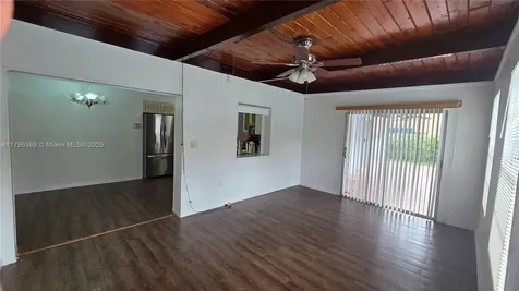 14020 Alamanda Avenue Miami Lakes FL 33014
