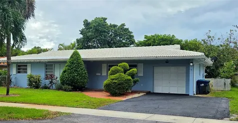 14020 Alamanda Avenue Miami Lakes FL 33014
