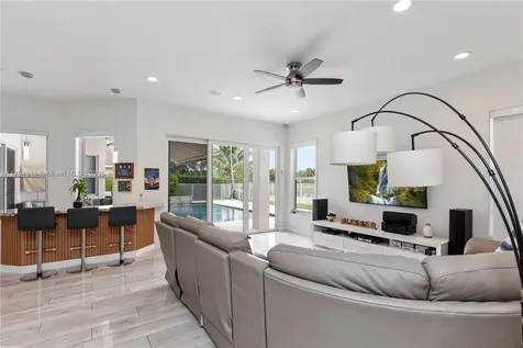 815 Regal Cove Road Weston FL 33327