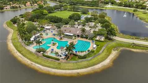 815 Regal Cove Road Weston FL 33327