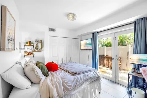 801 NE 18th Avenue #1-4 Fort Lauderdale FL 33304