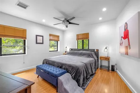 801 NE 18th Avenue #1-4 Fort Lauderdale FL 33304