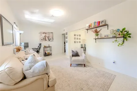 801 NE 18th Avenue #1-4 Fort Lauderdale FL 33304