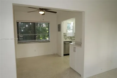 801 NE 18th Avenue #1-4 Fort Lauderdale FL 33304