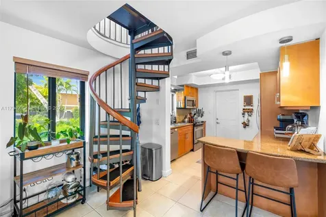 801 NE 18th Avenue #1-4 Fort Lauderdale FL 33304