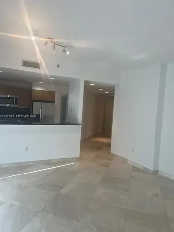 1050 Brickell Miami FL 33131