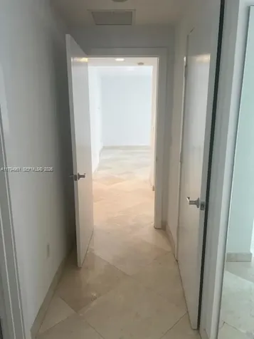 1050 Brickell Miami FL 33131