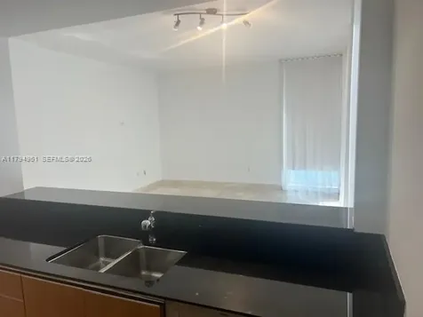 1050 Brickell Miami FL 33131