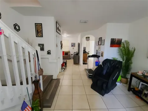 3064 SE 1st Drive Homestead FL 33033