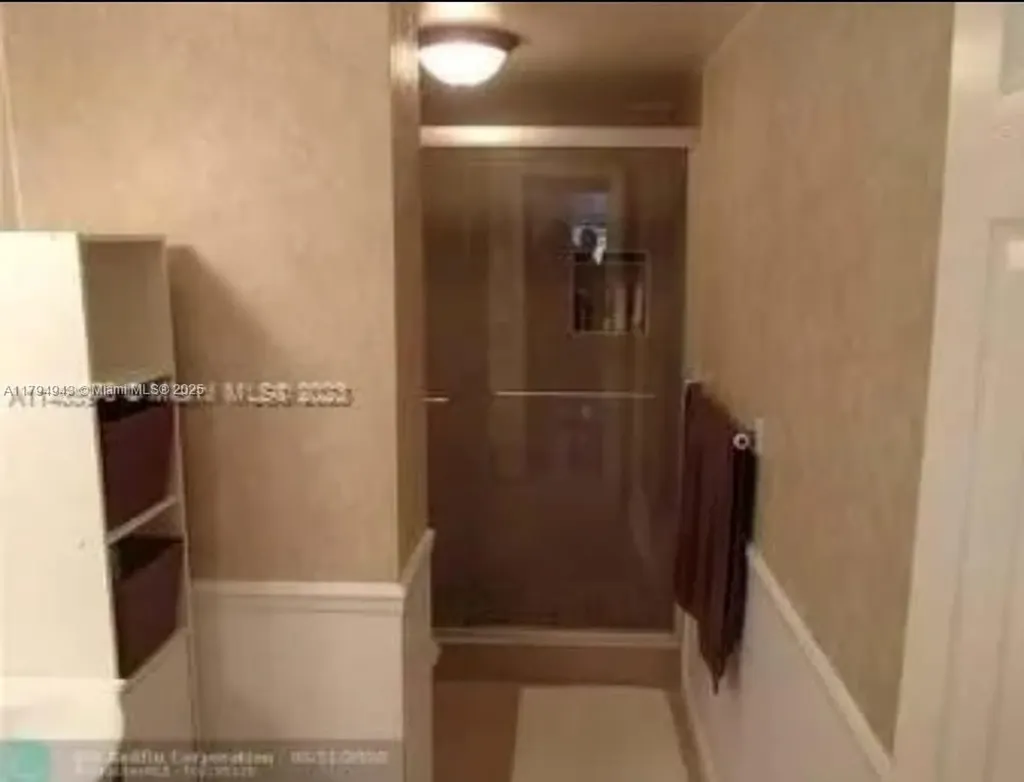 4400 Hillcrest Drive Hollywood FL 33021