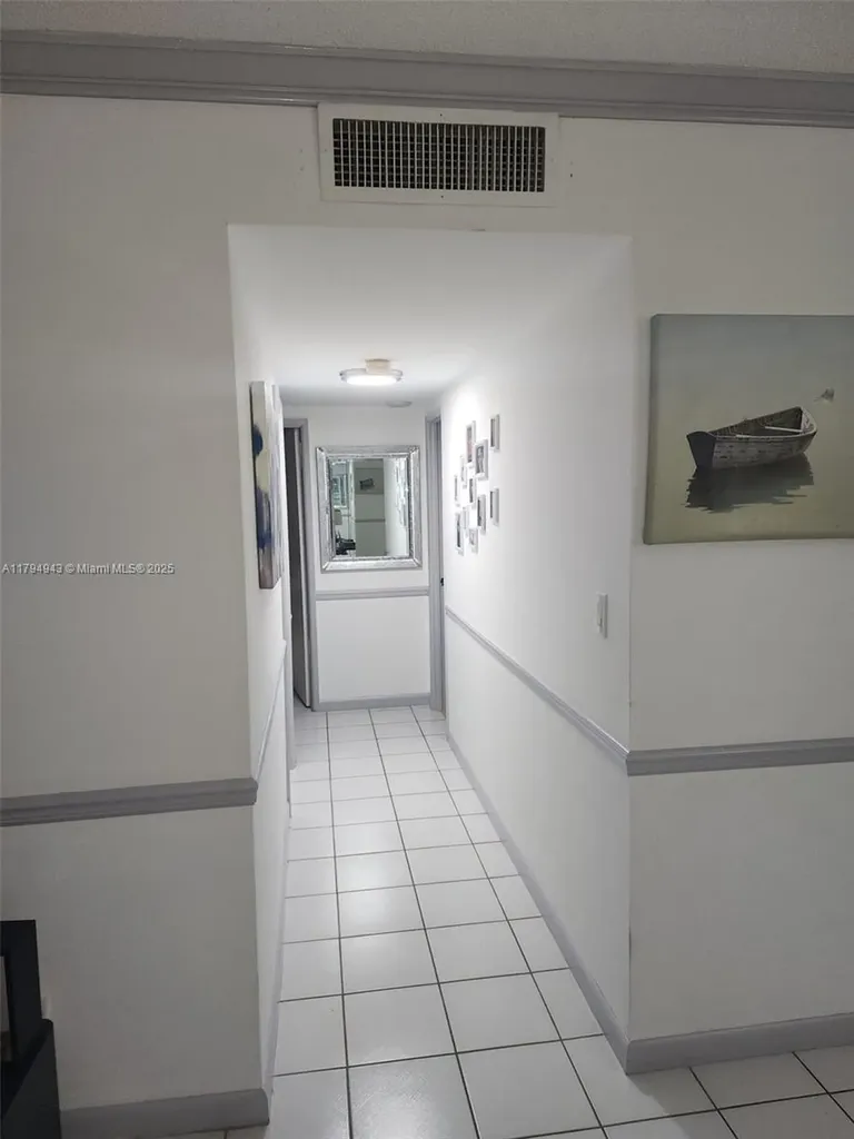 4400 Hillcrest Drive Hollywood FL 33021