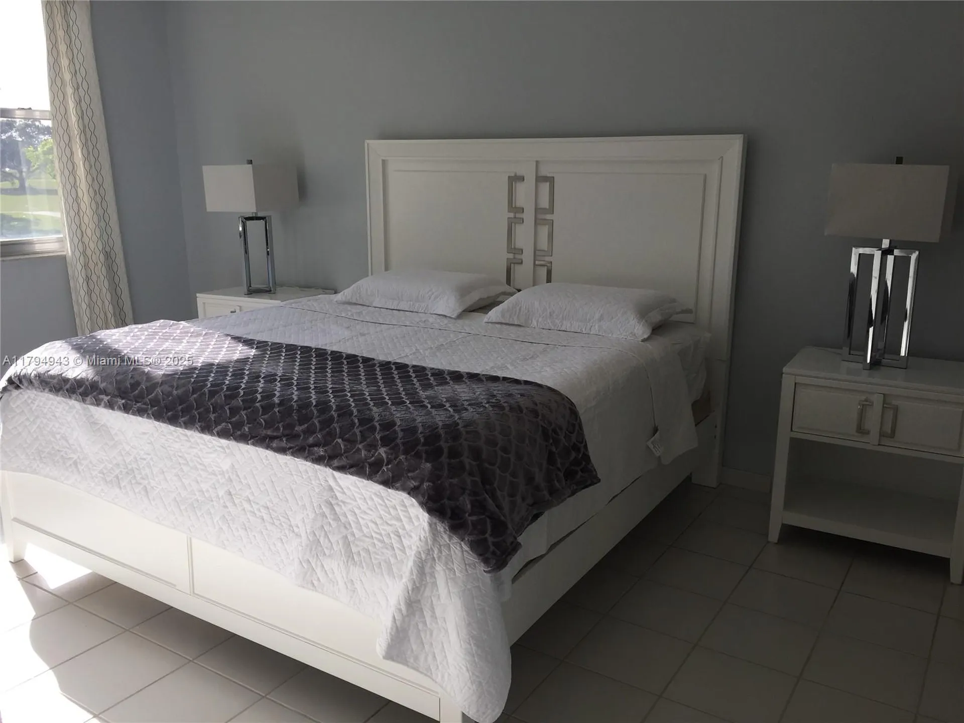 4400 Hillcrest Drive Hollywood FL 33021