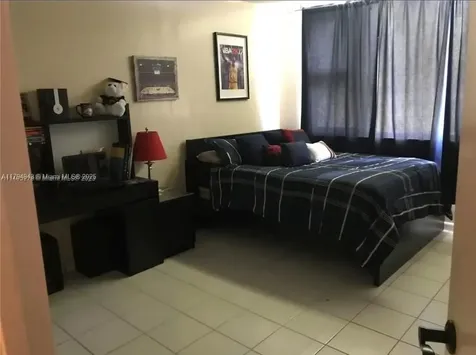 4400 Hillcrest Drive Hollywood FL 33021