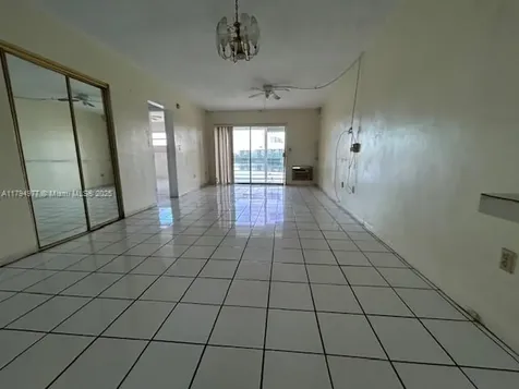 285 NE 191st Street Miami FL 33179