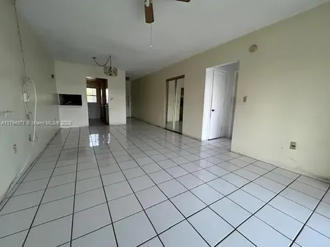 285 NE 191st Street Miami FL 33179