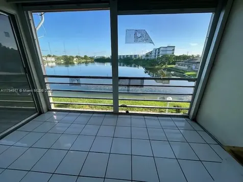 285 NE 191st Street Miami FL 33179