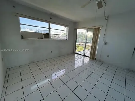 285 NE 191st Street Miami FL 33179
