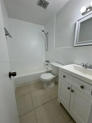 11195 SW 1st Street Sweetwater FL 33174
