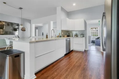 4458 Stone Ridge Way Weston FL 33331