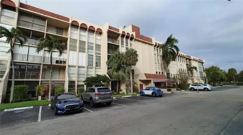 2101 Atlantic Shores Boulevard Hallandale Beach FL 33009