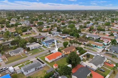 2831 NW 212th Street Miami Gardens FL 33056