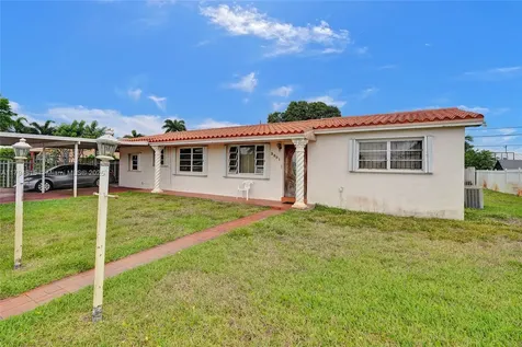 2831 NW 212th Street Miami Gardens FL 33056