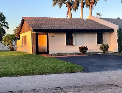 5201 SW 139th Court Miami FL 33175