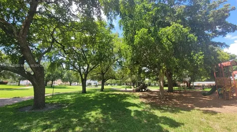 7640 NW 6th Court Plantation FL 33324
