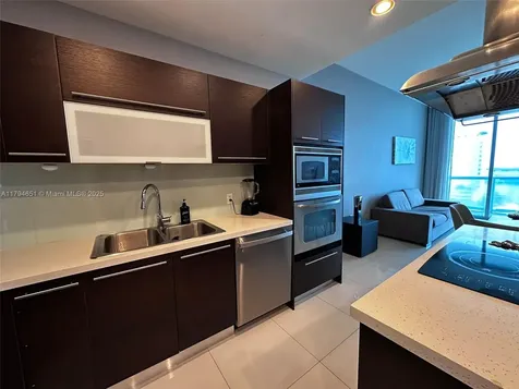 7930 East Drive North Bay Village FL 33141