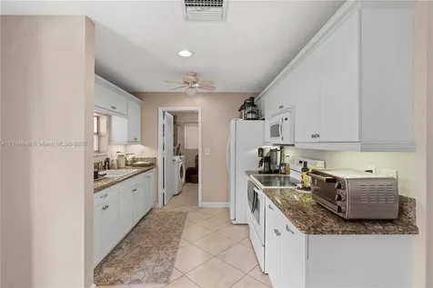 9456 SW 52nd Court Cooper City FL 33328