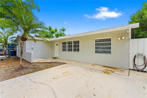 9456 SW 52nd Court Cooper City FL 33328