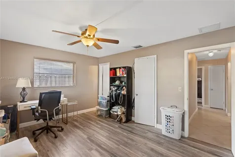 9456 SW 52nd Court Cooper City FL 33328