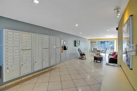 13105 Ixora Court North Miami FL 33181