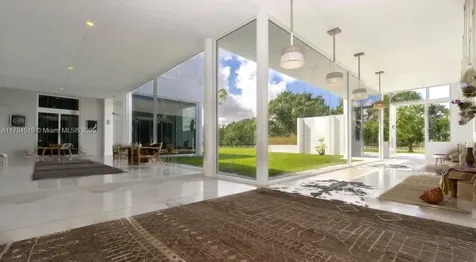 1901 SE Ranch Road Jupiter FL 33478